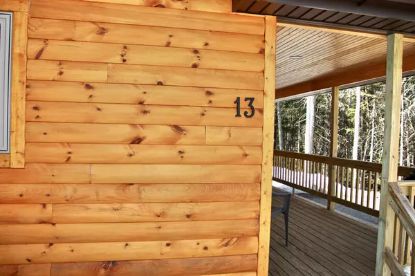 Greenville, ME 04441,13 Ledge DR