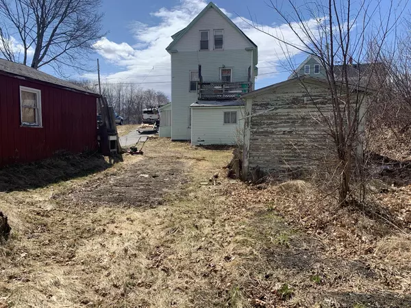 Millinocket, ME 04462,87 Oxford ST