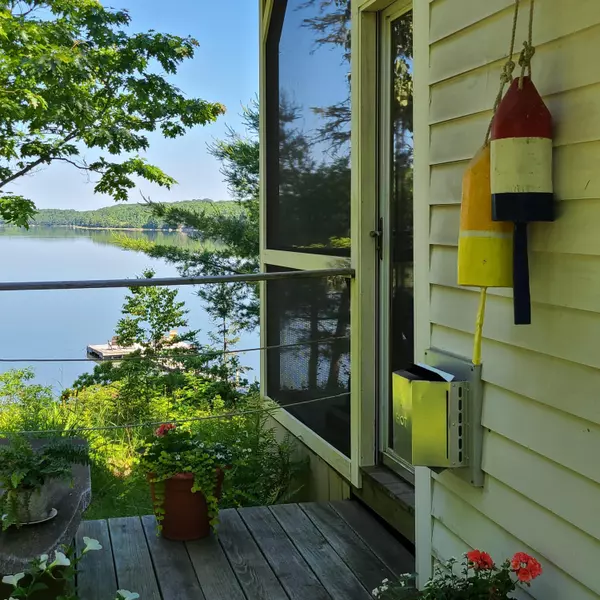 Sedgwick, ME 04676,111 Frank's Flat