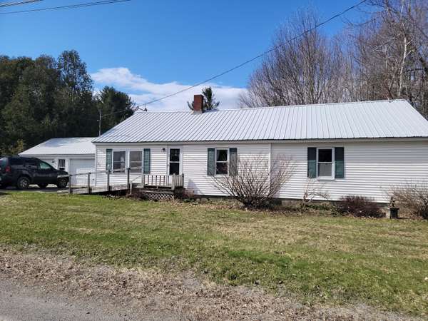 102 Maple RD, Atkinson, ME 04426