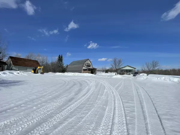 276 South Patten RD, Patten, ME 04765