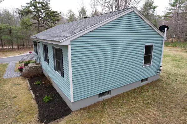 Naples, ME 04055,4 Oakwood CIR