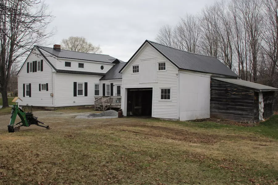 22 S Main ST, Athens, ME 04912