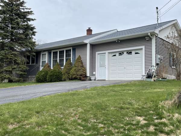 598 Park ST, Livermore Falls, ME 04254