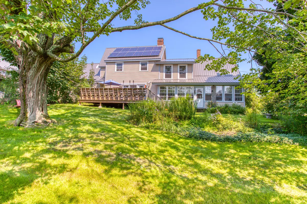 Waldoboro, ME 04572,2388 Winslows Mills RD