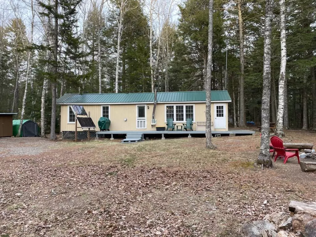 Osborn, ME 04605,129 Kingman Beach RD