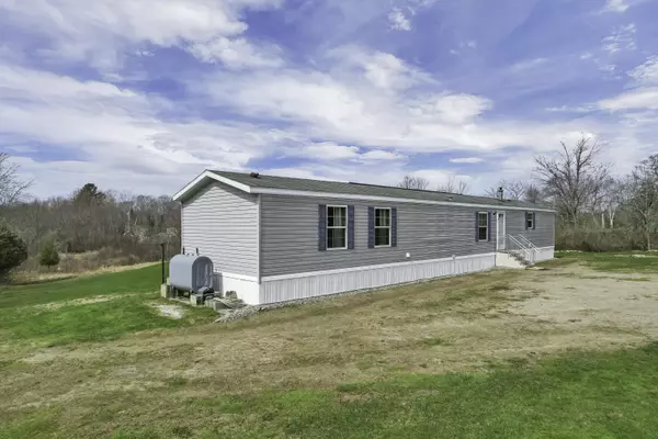Waldoboro, ME 04572,999 Goshen RD