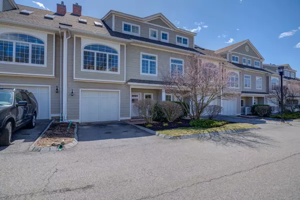 Kittery, ME 03904,19 Bridge ST #6