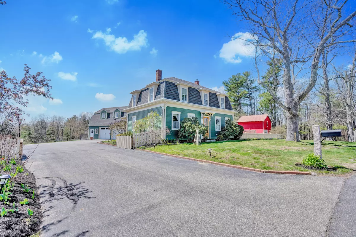 South Berwick, ME 03908,124 Pond RD