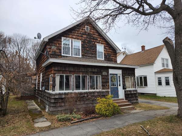 346 Penobscot AVE, Millinocket, ME 04462