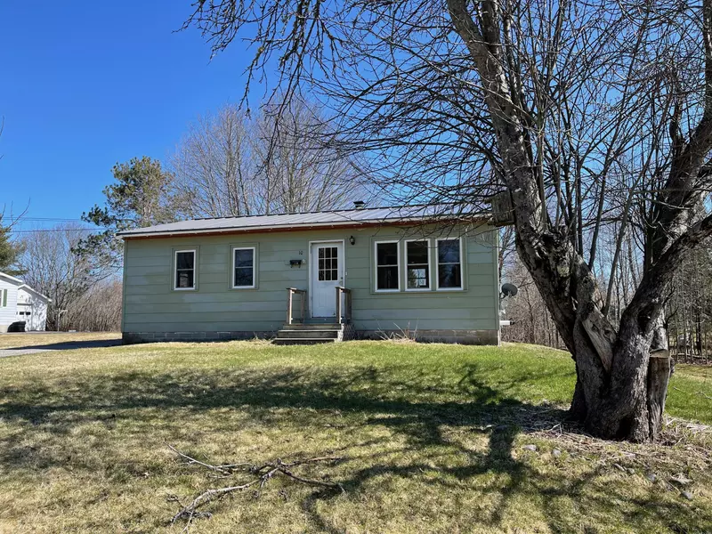 10 Beal ST, Machias, ME 04654