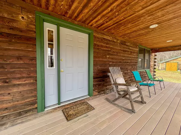 Hartford, ME 04220,408 Town Farm RD