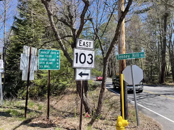 Kittery, ME 03905,17 Tenney Hill RD