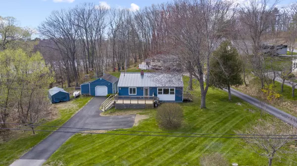 Topsham, ME 04086,1 North ST