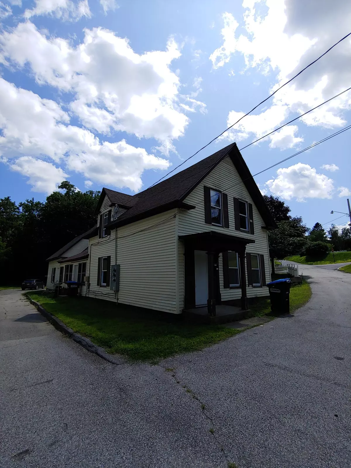 Old Town, ME 04468,12 Cliff ST