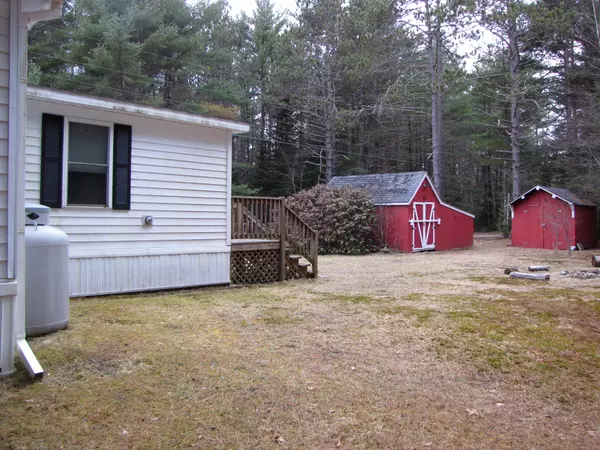 Wesley, ME 04686,5 Cedar Lane