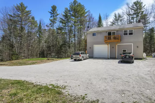 New Gloucester, ME 04260,27 Mckenny DR