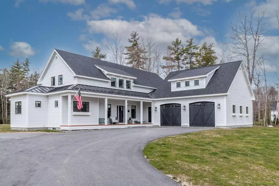 96 Village View LN, North Yarmouth, ME 04097