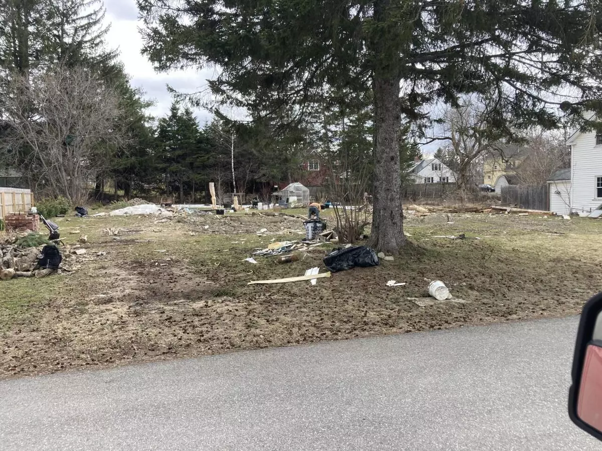 Presque Isle, ME 04769,36 Elm ST