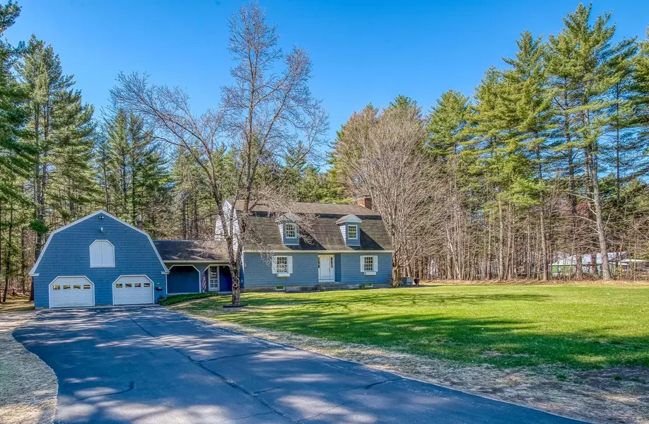 29 Woodland ST, Fryeburg, ME 04037