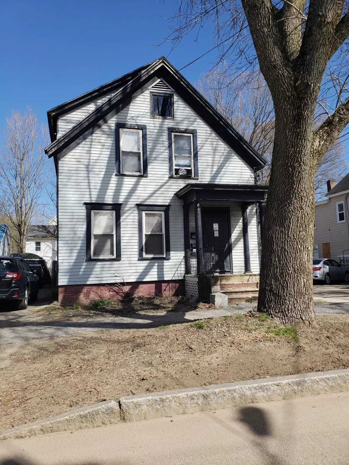 Auburn, ME 04210,146 Pleasant ST