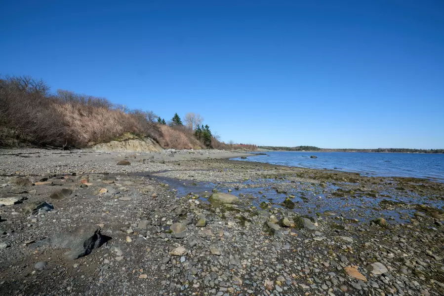 1082 Cutler RD, Whiting, ME 04691