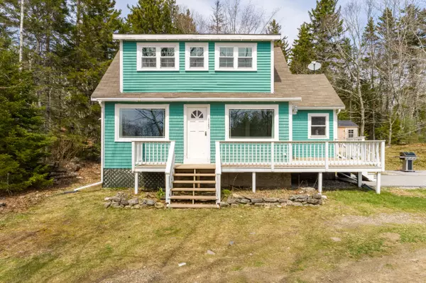 Waldoboro, ME 04572,1143 Back Cove RD