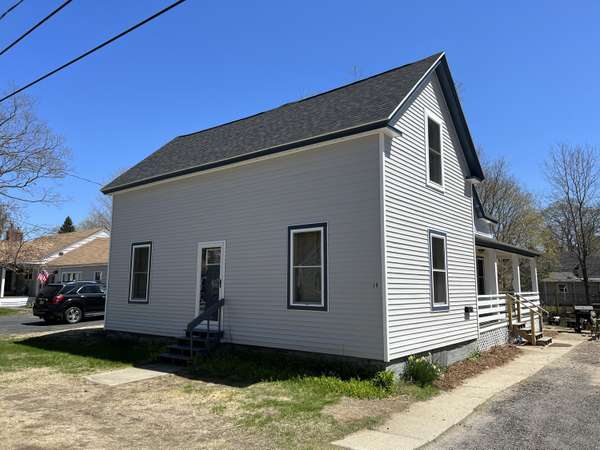 15 Plummer ST, Lisbon, ME 04252