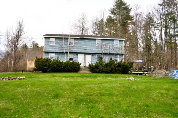34 Johnson LN, West Gardiner, ME 04345