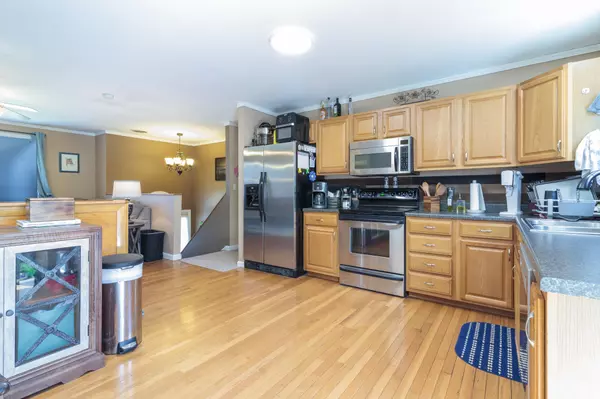 Orono, ME 04473,75 Stillwater AVE