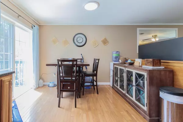 Orono, ME 04473,75 Stillwater AVE