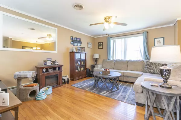 Orono, ME 04473,75 Stillwater AVE