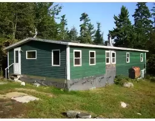 Vinalhaven, ME 04863,15 Bay State RD