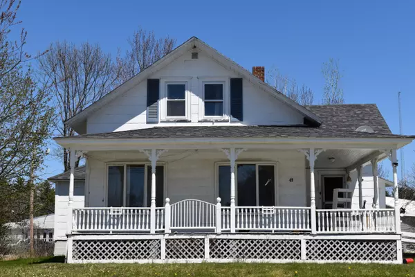 49 Water ST, Howland, ME 04448