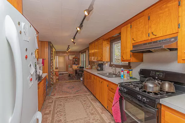 Wilton, ME 04294,32 Hammond RD