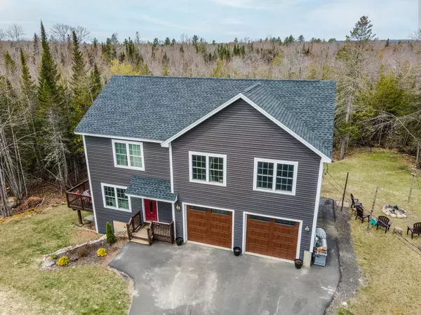 Hermon, ME 04401,43 Maple Leaf LN