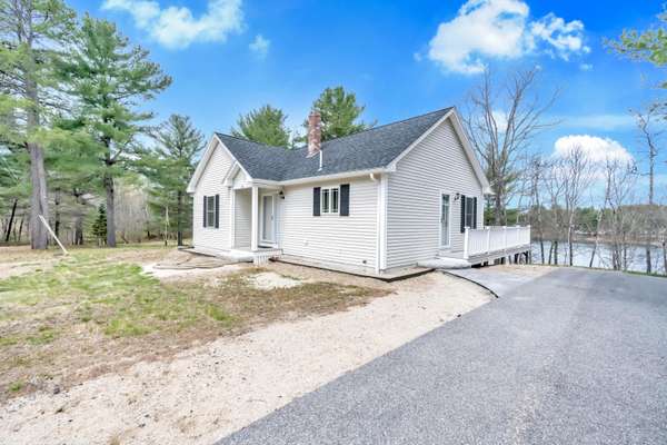 43 E East Sand Pond RD, Limington, ME 04049