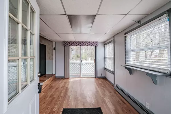 South Portland, ME 04106,20 Maplewood AVE