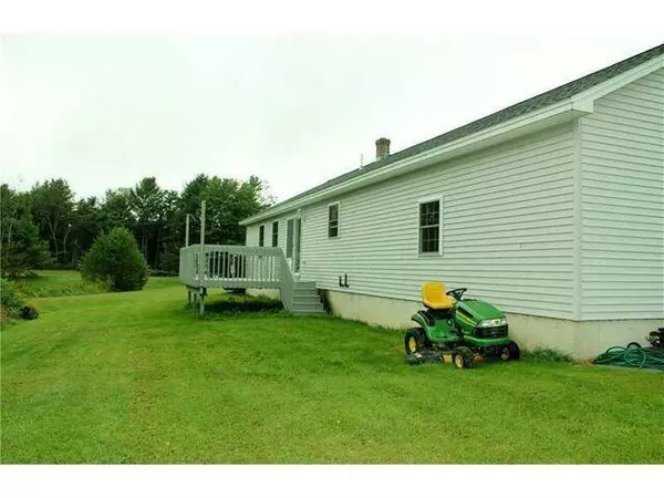 Frankfort, ME 04438,27 Yeager RD