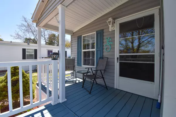 Lisbon, ME 04250,8 Woodside DR