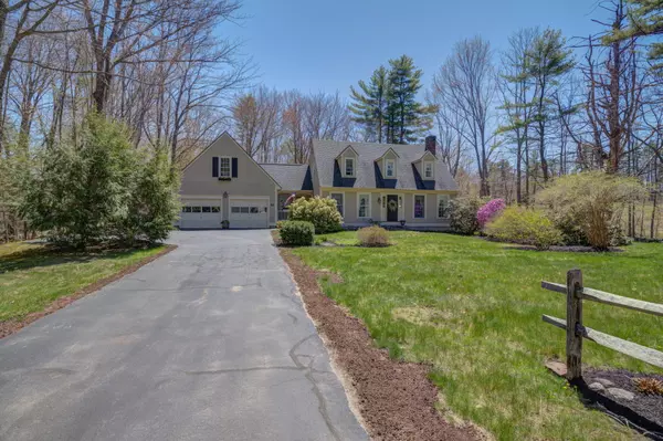 Naples, ME 04055,86 Lambs Mill RD