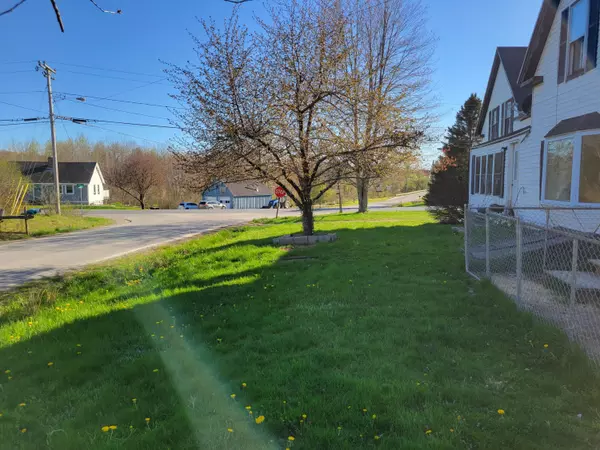 Frankfort, ME 04438,595 Hamm RD