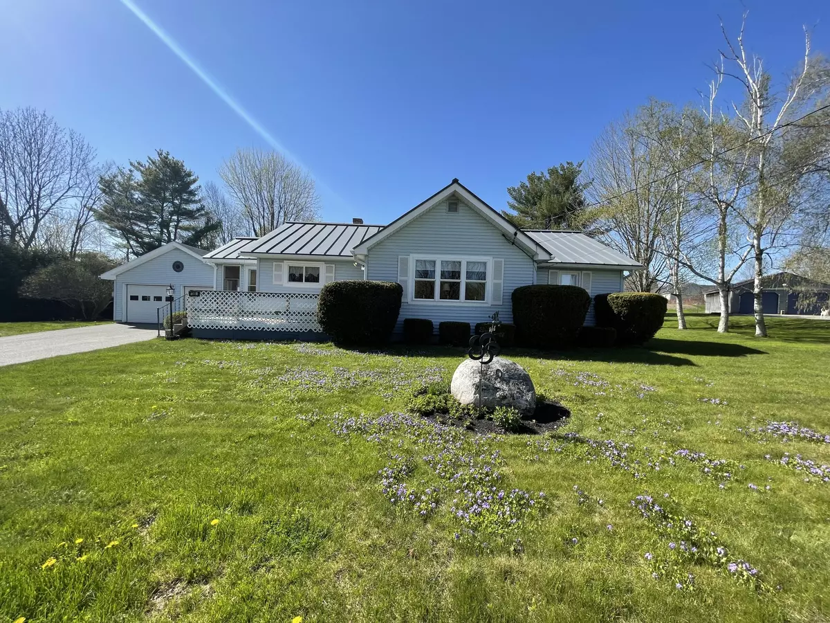 Hermon, ME 04401,30 Billings RD