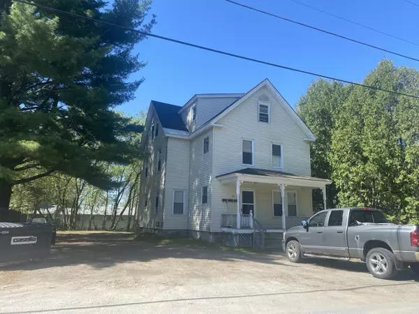 34 Edgemont AVE, Waterville, ME 04901