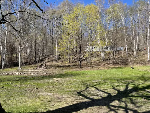 Mexico, ME 04257,67 Harlow Hill RD