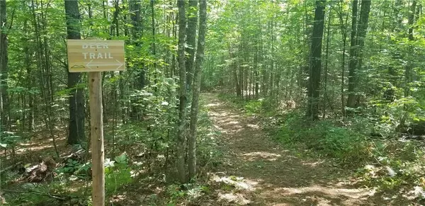 Mount Vernon, ME 04352,748 Pond RD