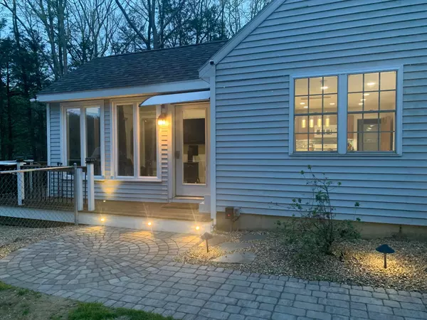 Kittery, ME 03905,76 Bartlett RD