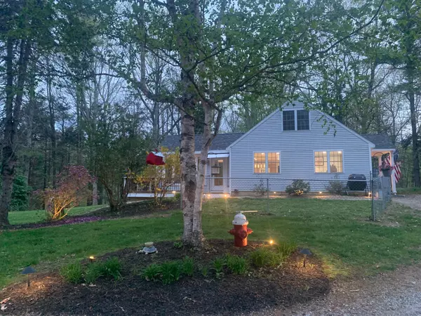 Kittery, ME 03905,76 Bartlett RD