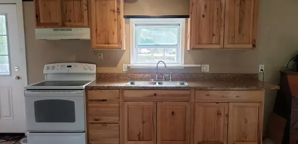 Hope, ME 04847,30 Fogler RD