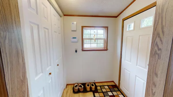 Mechanic Falls, ME 04256,110 Milton LN